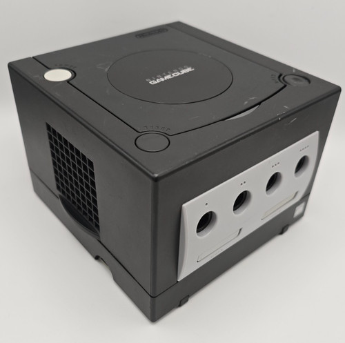 Nintendo gamecube runderneuert - nintendo,