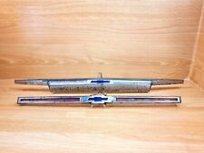 1964-1965 CHEVROLET IMPALA  HAUBEN / KOFFERRAUMEMBLEM - SET - ORIGINAL - U.S.A