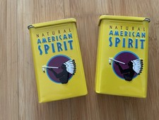 Zwei Gelbe Dosen American Spirit Zigaretten Dose Box