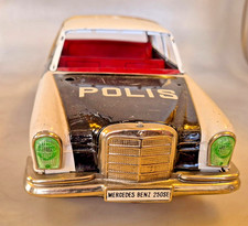 Mercedes 250SE Polis 35cm