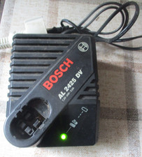 Akku Ladegerät BOSCH AL 2425 DV 7,2 - 24V 2,5A  Netzteil