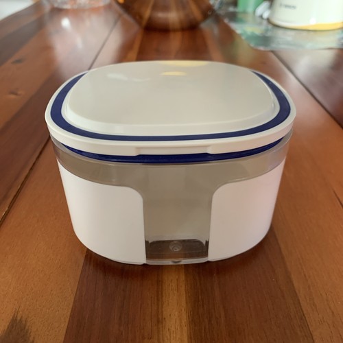 Tupperware a34 skyline - tupperware,