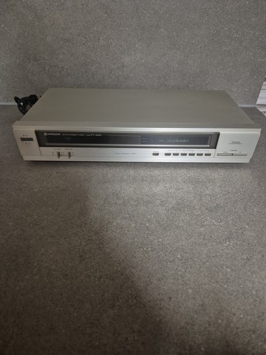 Hitachi 4500 am - fm/am, stereo