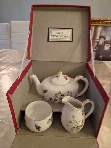 Royal worcester teeservice - royal,
