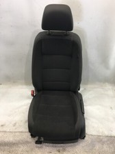 VW Golf V Variant 1KM  Sitz