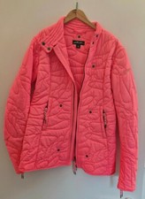 Sehr chic.  Wunderschöne SKI-Jacke in pink des Schweizer Nobel-Labels Jet Set