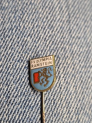 Alte anstecknadel fußball - fußball, fv