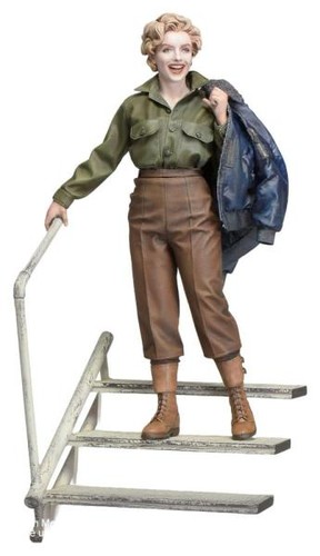 Marilyn monroe plastic model - plastic,