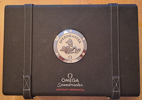 Omega speedmaster große box - speedmaster,