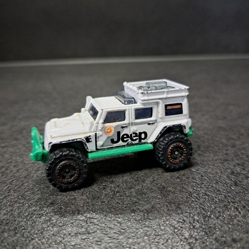 Matchbox jeep wrangler - `62,