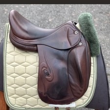 Venus K New Dressur Sattel Braun