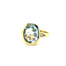 Ring mit Aquamarin und