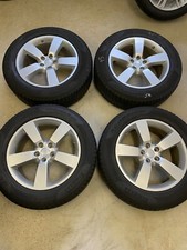 Original Land Rover New Defender Winterräder 255/60R20 Pirelli