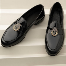 Handgefertigte schwarze