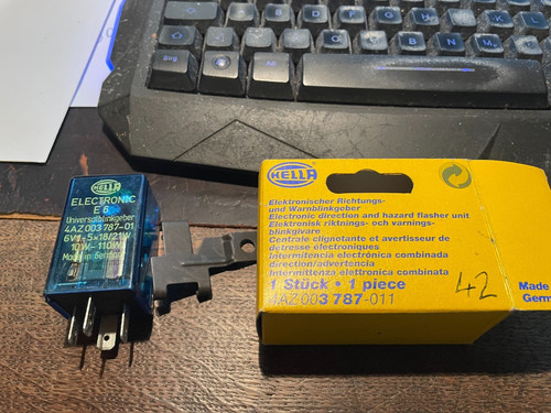Hella 4az 003 787 - 4az,