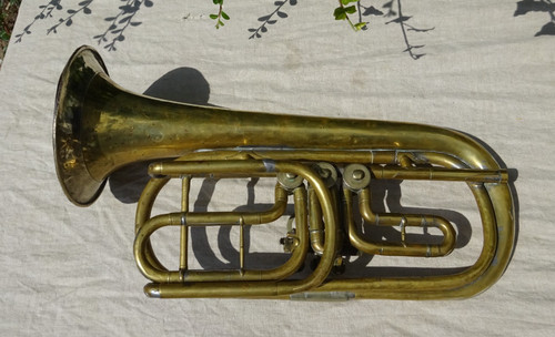 Alte bass trompete - trompete, kruspe