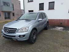Schlachtfest Mercedes Benz ML 280 CDI 4Matic Ersatzteile Bj. 2007 Radschreube