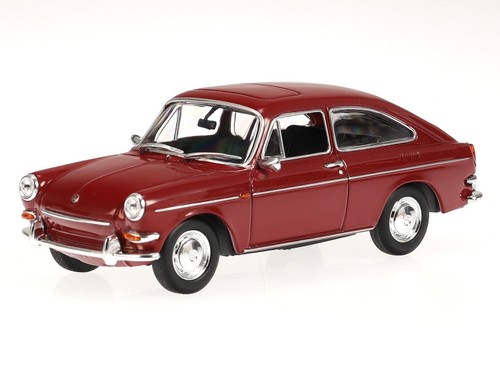 1600 1966 rot modellauto - 1600,