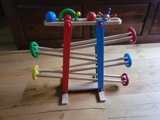 Kugelbahn aus Holz Mit 4