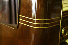 Röhrenradio Streifen Saba