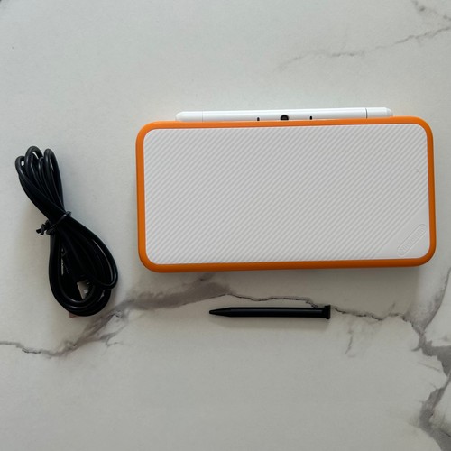 New nintendo 2ds - xl, |