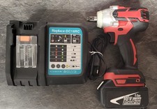 handlicher Akku-Schlagschrauber mit 18 Volt starkem 5.000 mAh Akku