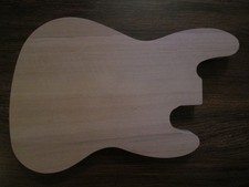 E-Gitarren Korpus Body J-Bass Form red alder/Roterle