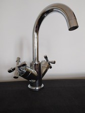 Sanitop-Wingenroth Waschtischarmatur Zweigriffmischer Sydney Chrom - Retro-Stil