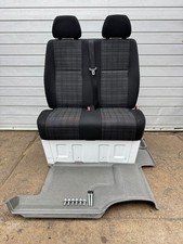 Original Mercedes Sprinter W906 Doppelsitz Mit Fußmatten & Schraube A9069100804