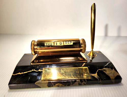 Vintage brass desk calendar - brass,