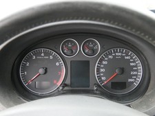 Audi A3 8P Tacho Tachometer