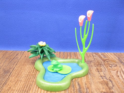 Teich mit blumen - blumen, frosch