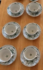 Kaffeetasse mit Untertassen