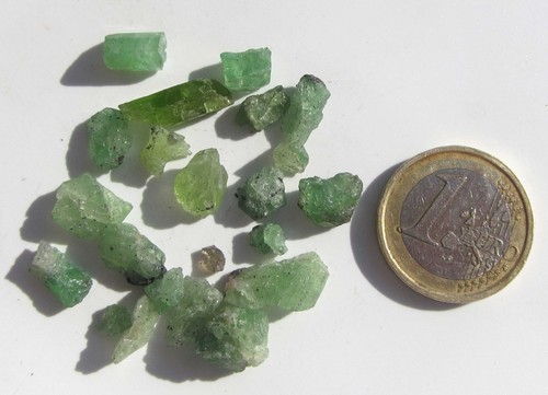 Tsavorit aus tansania - aus,