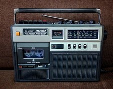 SHARP GF4000 RADIO CASSETTE