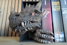 Drachenkopf mit Klaue & Drachenschwanz Buchstützen - Set - handbemalt - Bücherec