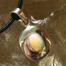 Kettenanhänger Silber Feueropal Opal Weiß Oval Schlicht Flash Multicolor Elegant