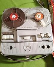 Telefunken Magnetophon 70, mit etlichen Bändern
