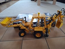 Lego Technik Set 8862 Schaufelbagger Pneumatik und Lego Technik 8720 9V Motorset