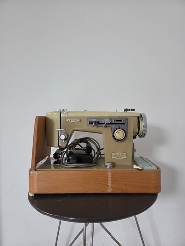Vintage nähmaschine ideal - vintage,