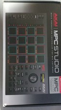 Akai Professional MPC Studio 16 Pads Sampler Controller Schwarz
