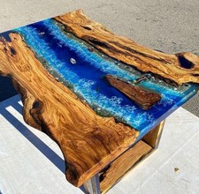 Blue Epoxidharz River Table -