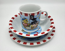 Tasse, Müslischale und Teller