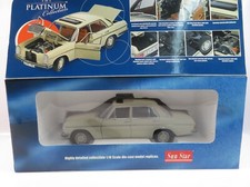 1:18 Sunstar 4582 Mercedes Strich 8 /8 rot B192