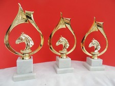 Pokal Pokale 3er Serie Reiten