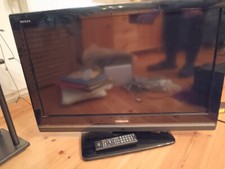 Toshiba | LCD Colour TV | Regza | 32RV635D | Schwarz | 32 Zoll mit Fernbedienung