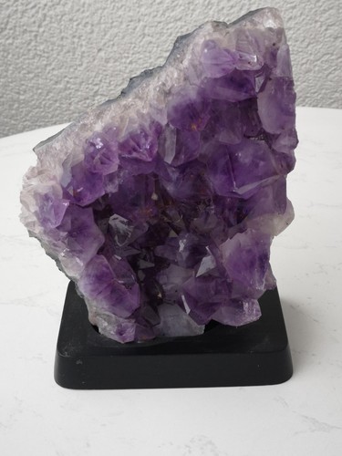 Amethyst druse auf sockel - druse,