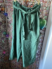 Dchöne Grüne Sommerhose Mit