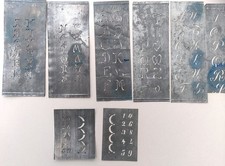 8 alte Schablonen für