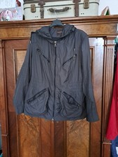 Kapuzenjacke, Creenstone